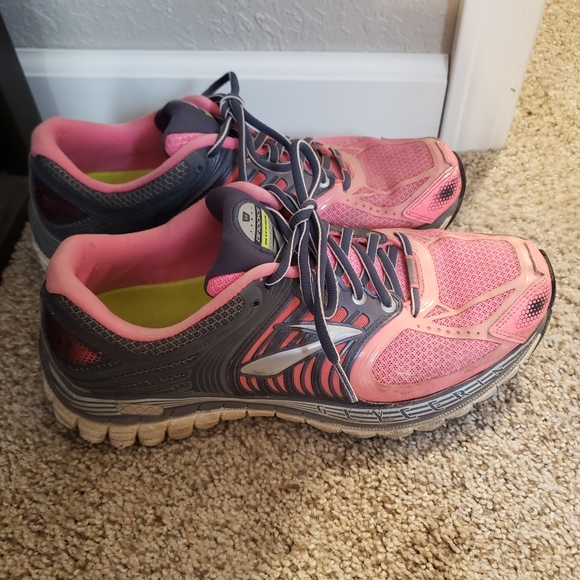 Brooke tennis shoes - Picture 2 of 2